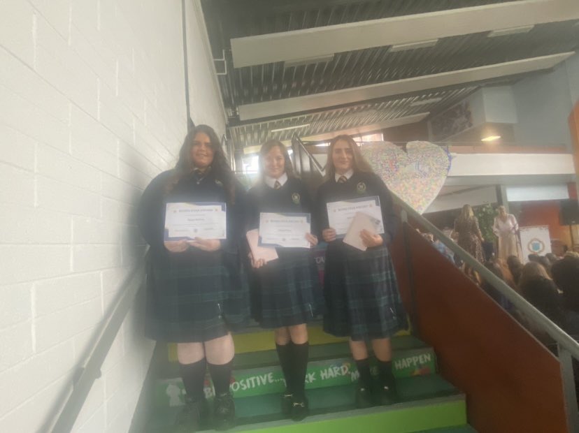 Colaistebride's tweet photo. Academic Achievement, Dedication and Rising Star Award winners @colasitebride #tygrad. Congratulations to you all on this wonderful achievement 👏🌟 https://t.co/b8pGMfFqJa