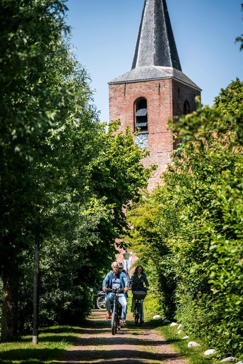 🎉𝐌𝐨𝐫𝐠𝐞𝐧 𝐢𝐬 𝐡𝐞𝐭 𝐳𝐨𝐯𝐞𝐫!🎉
We trappen TNHB af met het weergaloze muziektheater MARIA MARIA MARIA!

📰 De NRC maakte een mooie reportage over de oorsprong van het festival en blikt alvast vooruit.

🩵 Lees het artikel via: bit.ly/3KfDyQ5

📷 Siese Veenstra