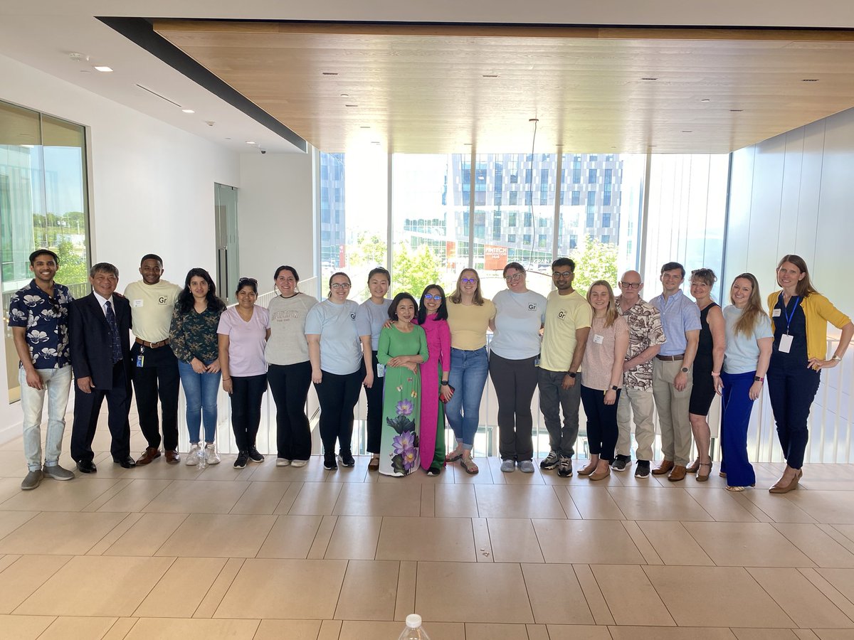 Catherine L Grimes (@clgrimeslab) on Twitter photo Hoods on, heads up!! Looking good DeVonte Moore, Rachel Putnik, <a href="/dereckshan1996/">Ha Le</a> <a href="/steve_hyland96/">Stephen Hyland</a>. Super fun day and amazing day to “fill one’s cup as a mentor”. Congratulations to all the graduates and families! <a href="/UDGradStudents/">Univ. of Delaware Graduate College</a> <a href="/UDResearch/">UD Research</a> <a href="/UDelCBI/">UDelaware_CBI</a> <a href="/ChemistryUD/">UD Chemistry & Biochemistry</a> Hoods on, heads up!! Looking good DeVonte Moore, Rachel Putnik, <a href="/dereckshan1996/">Ha Le</a> <a href="/steve_hyland96/">Stephen Hyland</a>. Super fun day and amazing day to “fill one’s cup as a mentor”. Congratulations to all the graduates and families! <a href="/UDGradStudents/">Univ. of Delaware Graduate College</a> <a href="/UDResearch/">UD Research</a> <a href="/UDelCBI/">UDelaware_CBI</a> <a href="/ChemistryUD/">UD Chemistry & Biochemistry</a>