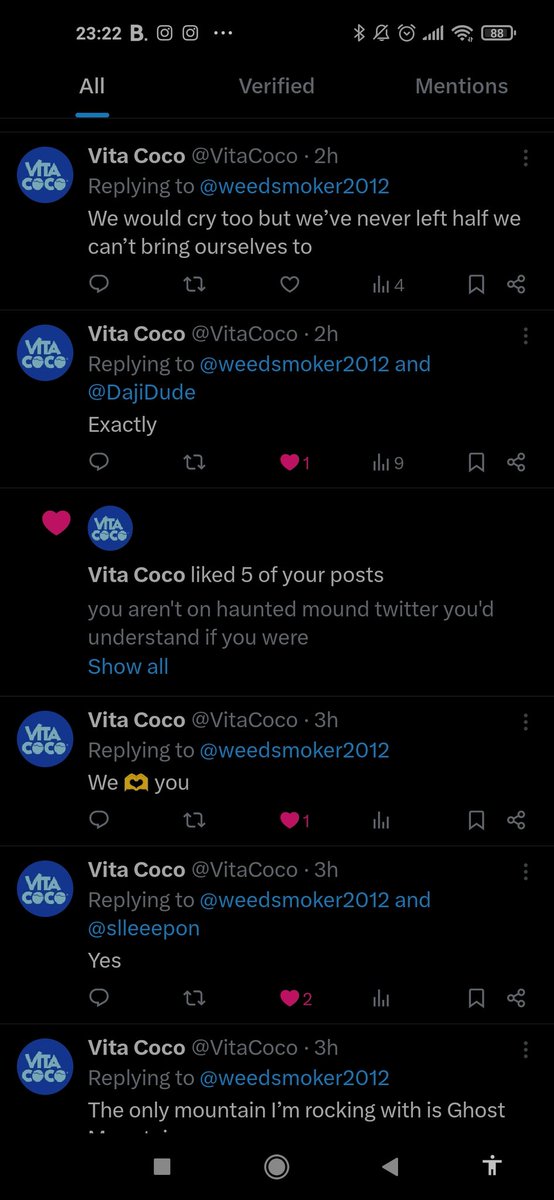 shoutout @VitaCoco i love their social media manager