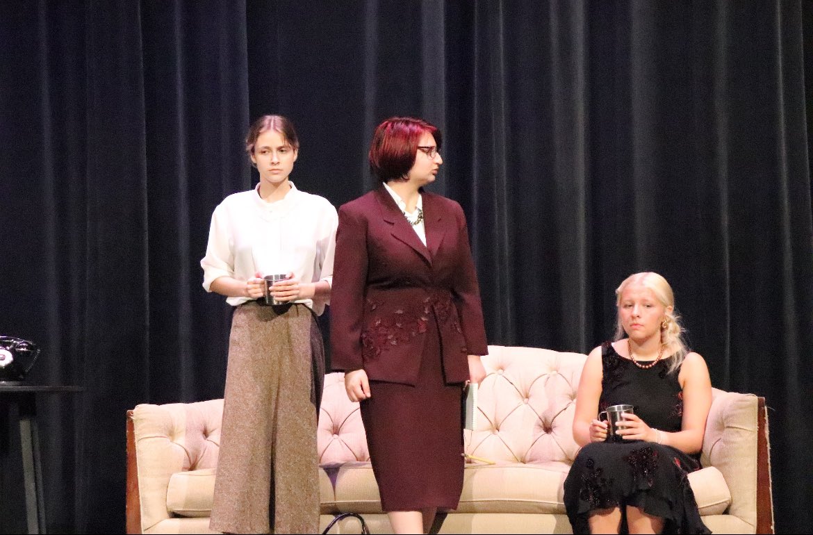 SHS STAGE tweet media