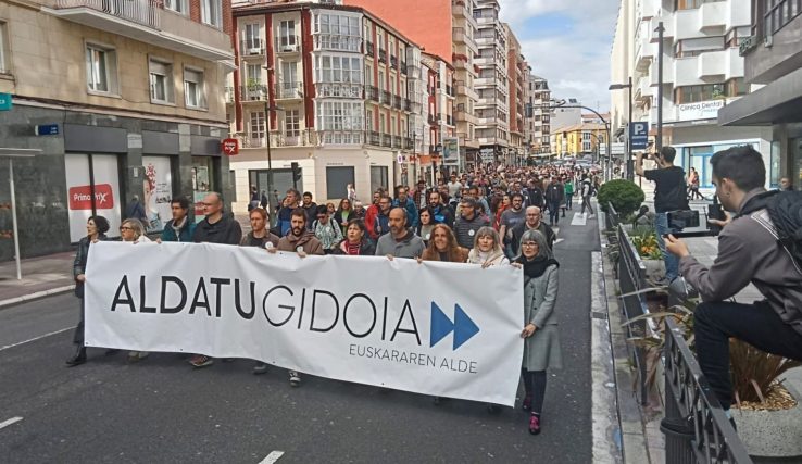 ZuZeu orainkaria (@zuzeu) on Twitter photo Euskarazko ekoizpena eta bikoizketa - Iraia Elias eta Itziar Diez de Ultzurrun
zuzeu.eus/?p=358981 <a href="/AldatuGidoia/">Aldatu Gidoia</a> Euskarazko ekoizpena eta bikoizketa - Iraia Elias eta Itziar Diez de Ultzurrun
zuzeu.eus/?p=358981 <a href="/AldatuGidoia/">Aldatu Gidoia</a>