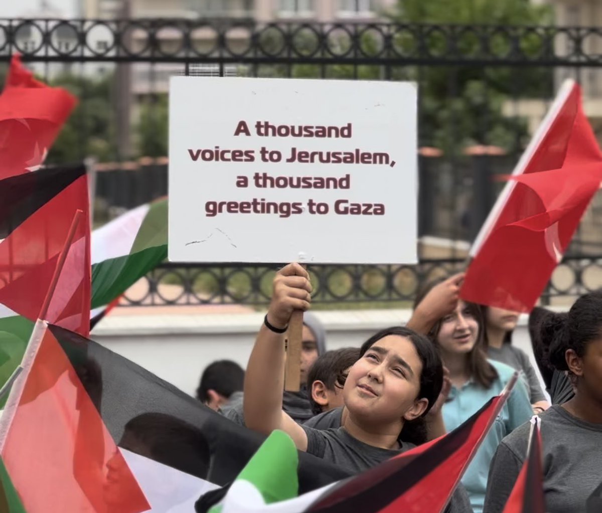 yenisecmenaydin's tweet photo. From The River To The Sea, Palestine Will Be Free!
#SayStop
#WriteToBoardForPalestine https://t.co/5TKEg7T2W5