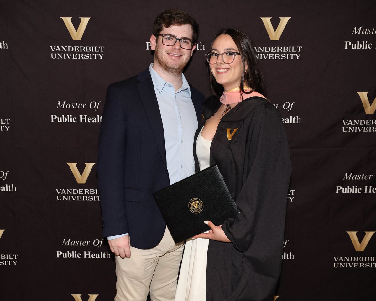 We loved getting to celebrate our outstanding Master of Public Health graduates alongside family and friends during their commencement reception! View all event photos now on the MPH Flickr: bit.ly/3UQ4GtN @VUHealthPol @VUGlobalHealth #VandyMed #VandyMPH