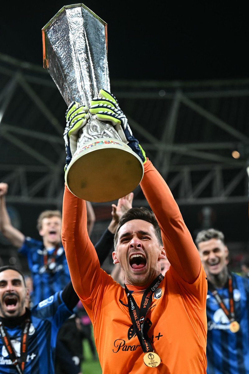 ⚫️🔵 Juan Musso is the first goalkeeper to keep a clean sheet in a #UELfinal since Jan Oblak in 2018 🙌