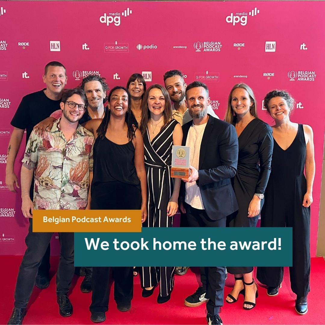 🏆 We did it! We won the Belgian Podcast Award for Science & Tech! Huge thanks to everyone who voted for Transmission. You're the best! 🫶 Don't miss out and subscribe now to Transmission 👉 bit.ly/4dNlUkf #Transmission #Science #Health #Podcast