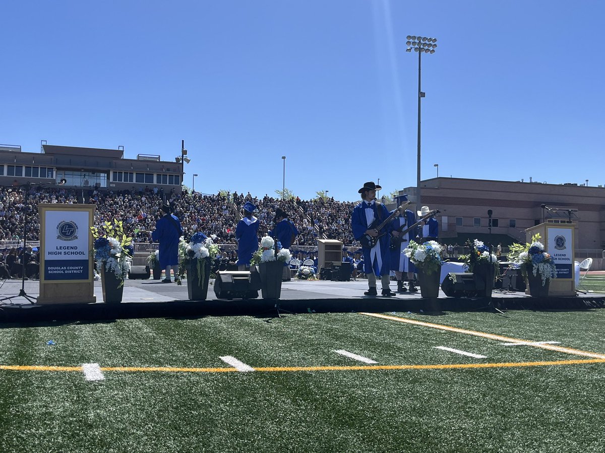 Congratulations, @LegendTitans graduating class of 2024! Loved getting to celebrate our amazing @dcsdk12 students, staff and families!