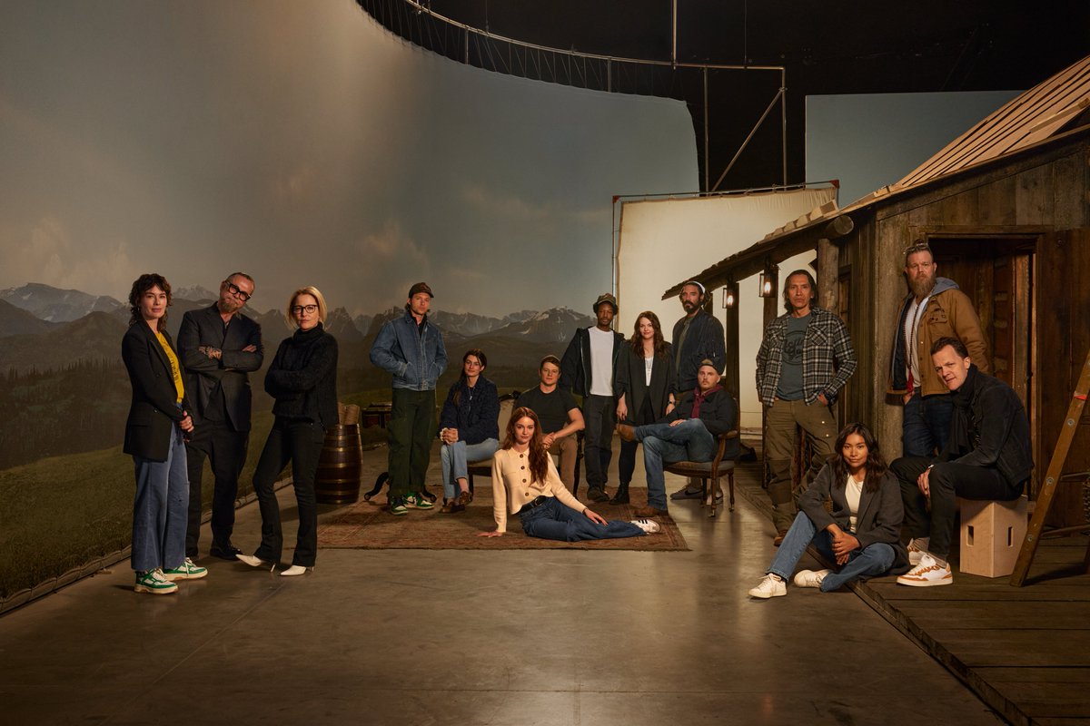 DEADLINE's tweet image. Production is officially underway in Calgary on the new Kurt Sutter Netflix series ‘The Abandons’ and two new photos show the cast ready to begin work on Season 1 tinyurl.com/8ern9a9j