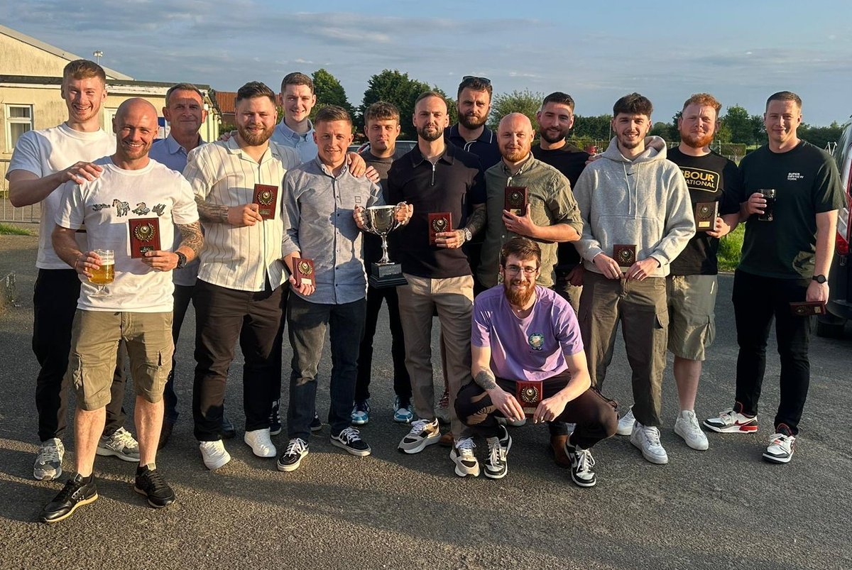 🎉2023/24 Sil Division 3 Champions. Well deserved, the lads have worked hard all season and got their reward.
Thanks to <a href="/SILHQ/">SIL - Suffolk & Ipswich League</a> for taking the time out of their schedule to present the 🏆 much appreciated. Division 2 here we come. This one is 4 the whole Club. TEAMEFFORT 🫡💙⚽️🏆