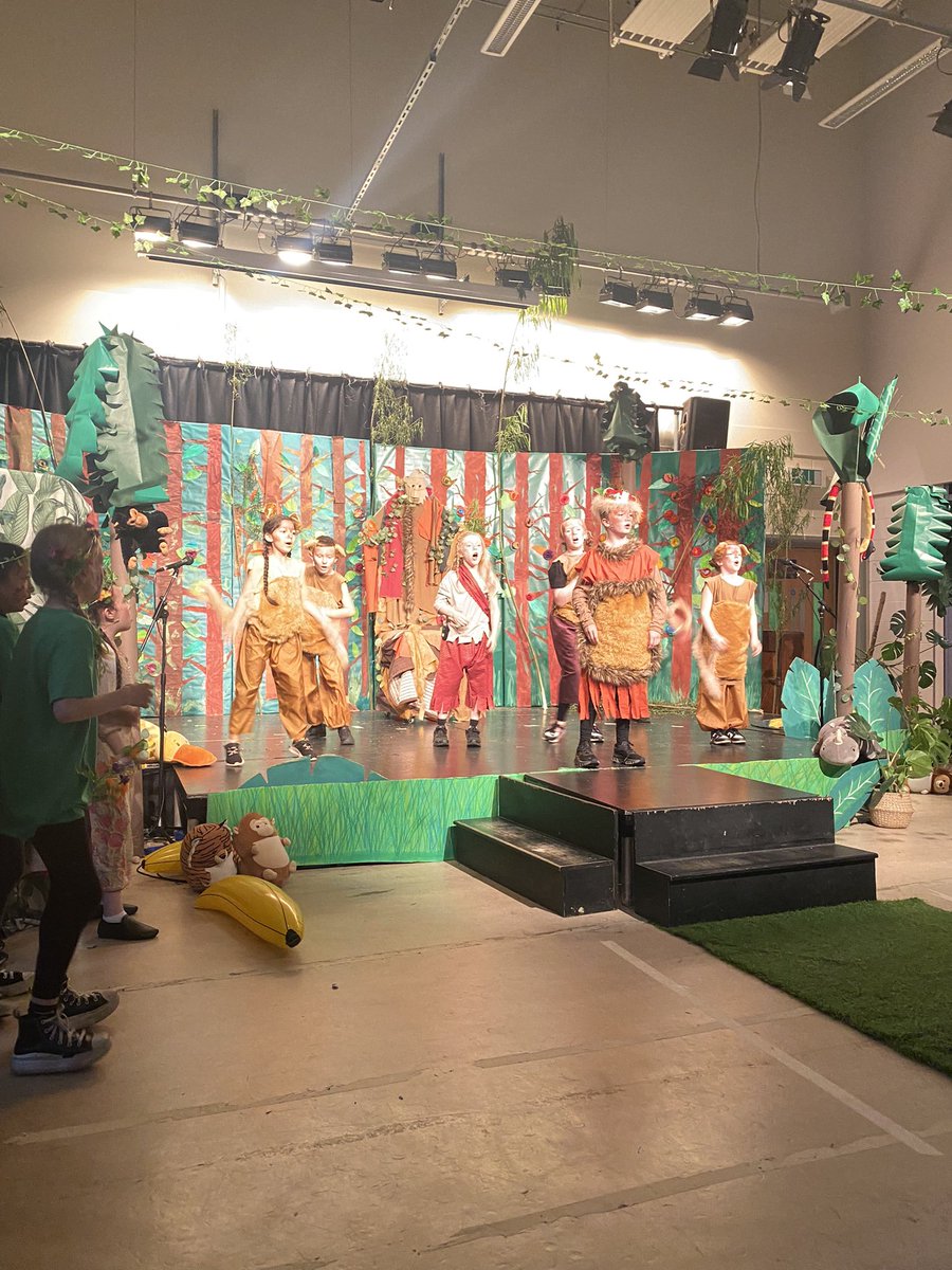 Jean Miller (@jeanmil09459364) on Twitter photo Highlight of my week tonight <a href="/CleevesPS/">Cleeves Primary School</a> and their wonderful performance of The Jungle Book!! You will love it tomorrow <a href="/Doug_GCC/">Douglas Hutchison</a> Fantastic costumes and great singing! Thanks Heidi for my beautiful invite👏 Highlight of my week tonight <a href="/CleevesPS/">Cleeves Primary School</a> and their wonderful performance of The Jungle Book!! You will love it tomorrow <a href="/Doug_GCC/">Douglas Hutchison</a> Fantastic costumes and great singing! Thanks Heidi for my beautiful invite👏