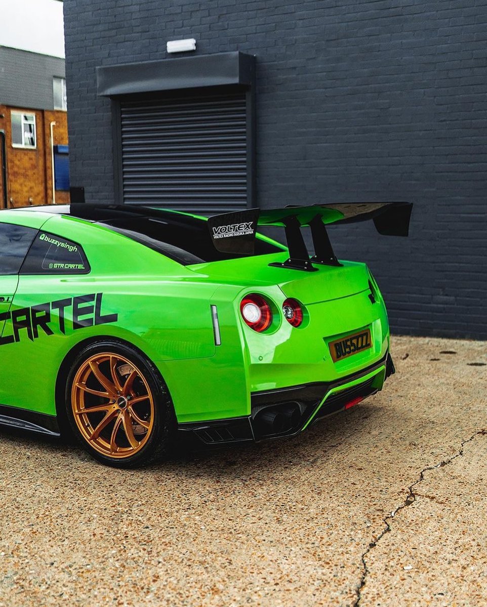 @caraudiosecurity dialing in the <a href="/buzzysingh/">buzzysingh</a>’s #Nissan #GTR with a trunk full of BASS. 📷📷
#RockfordFosgate #PurposeBuiltAudio #MobileAudio #CarAudio