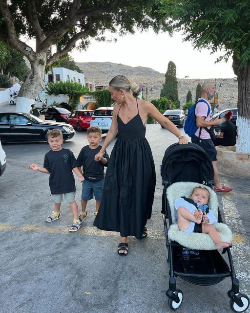 Zhooobaaa's tweet image. Me as a mom
#pintrest