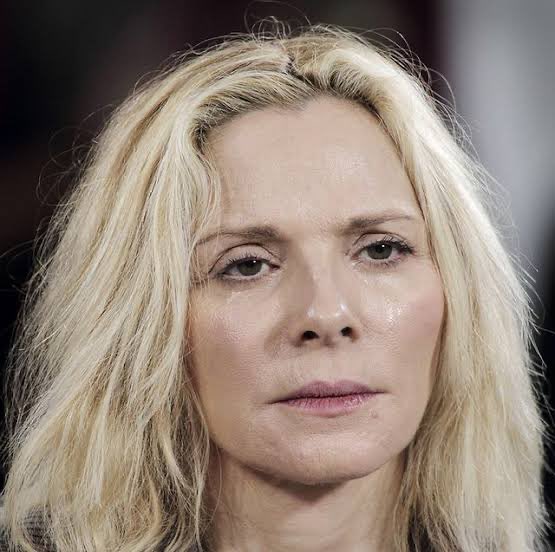 chocante a amizade kim catrall e marina abramovic existir… a marina ama satc e a kim foi até no artist is present