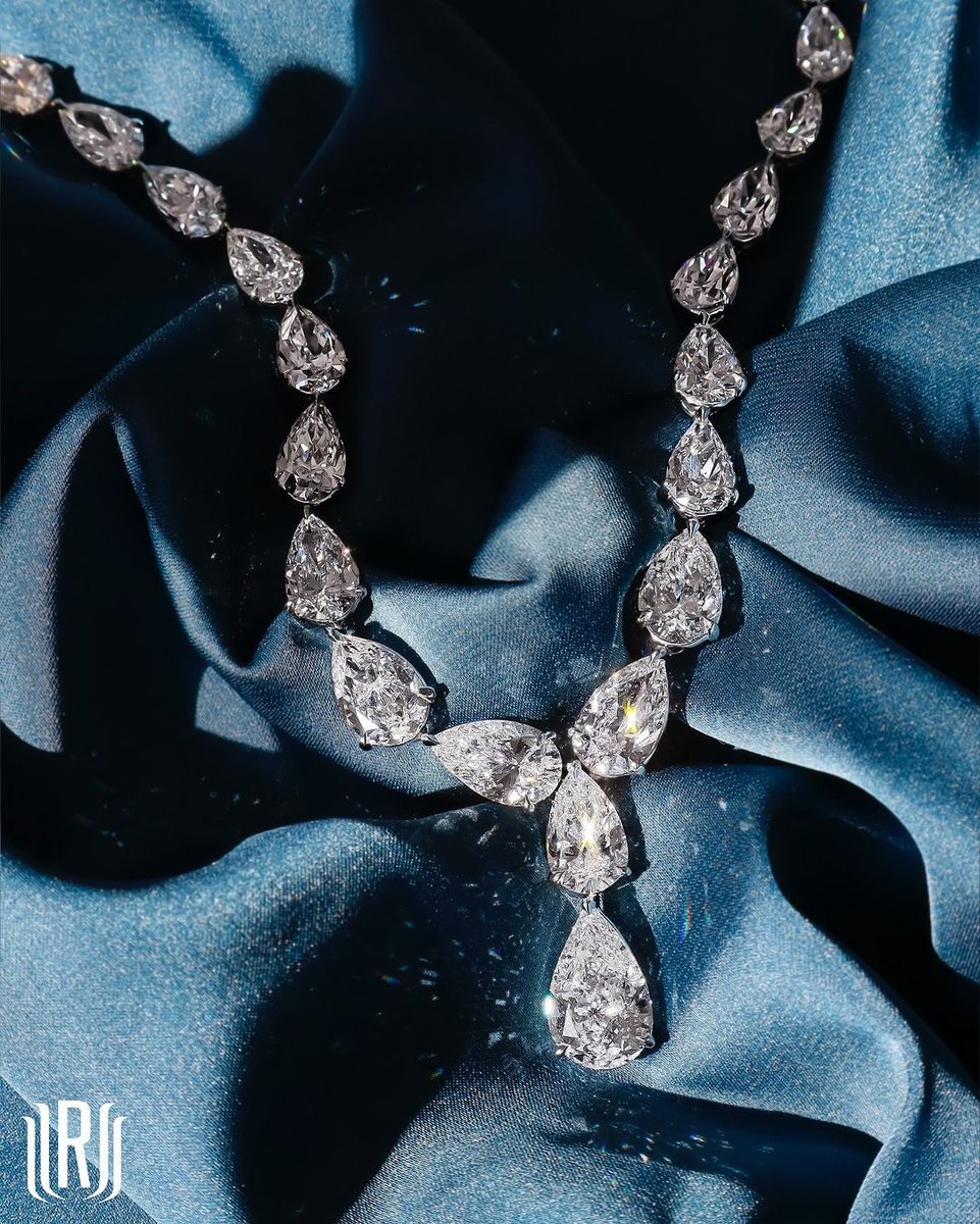 Mesmerizing craftsmanship meets timeless elegance with this 64 ctw Pear Cut Diamond Rivière necklace by @RahaminovDiamonds. Each exquisite piece tells a story of unparalleled beauty. WOW doesn’t even begin to describe it! #TourneauBucherer #RahaminovDiamonds #RahaminovPartner