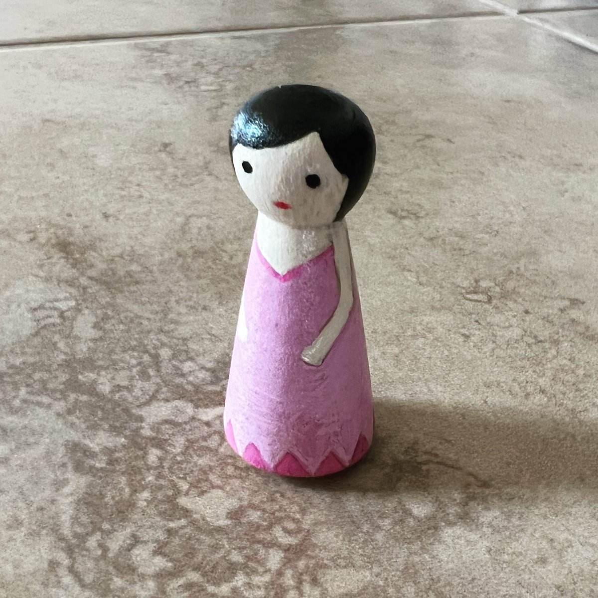 Peg doll, ‘Ava’, Size: 2 inch height x 1 inch width. 
#artist #art #artwork #pegdoll #artoftheday #hobbies #craft  #paint #acrylic #acrylicart  #bircedikici #create #creative #birceart  #ornaments #design #handmade #decoration #homedecor #handmadedecor #carveouttimeforart