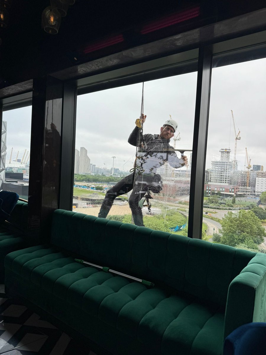 Our Team busy Abseil Window Cleaning on the 9th floor in South London this morning efficientcleaning.co.uk #windowcleaning #windowcleaners #abseiling #EfficientCleaning