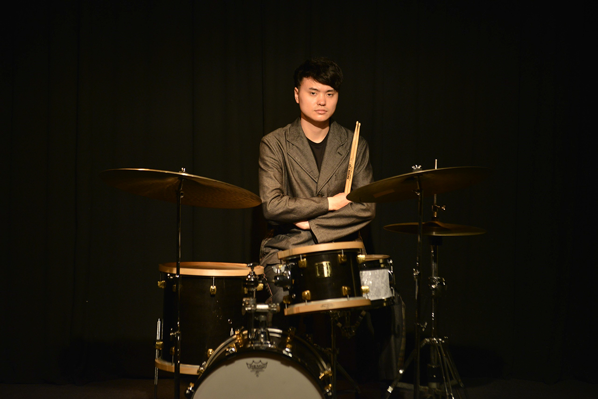 fmfukuoka's tweet photo. 【5/24(金)のゲスト】
#森智大 → ブチカン 15時台
@rohimotorimo
#石井竜也 → ブチカン 18時台
@tatuyaishii_st
ザ・ハモーレ・エ・カンターレ → ハカタカ 19時台
#ハモカン @ghkengh
https://t.co/gNZUdEuSSN
#FM福岡 #ブチカン #ハカタカ https://t.co/cDGiPKtnYj