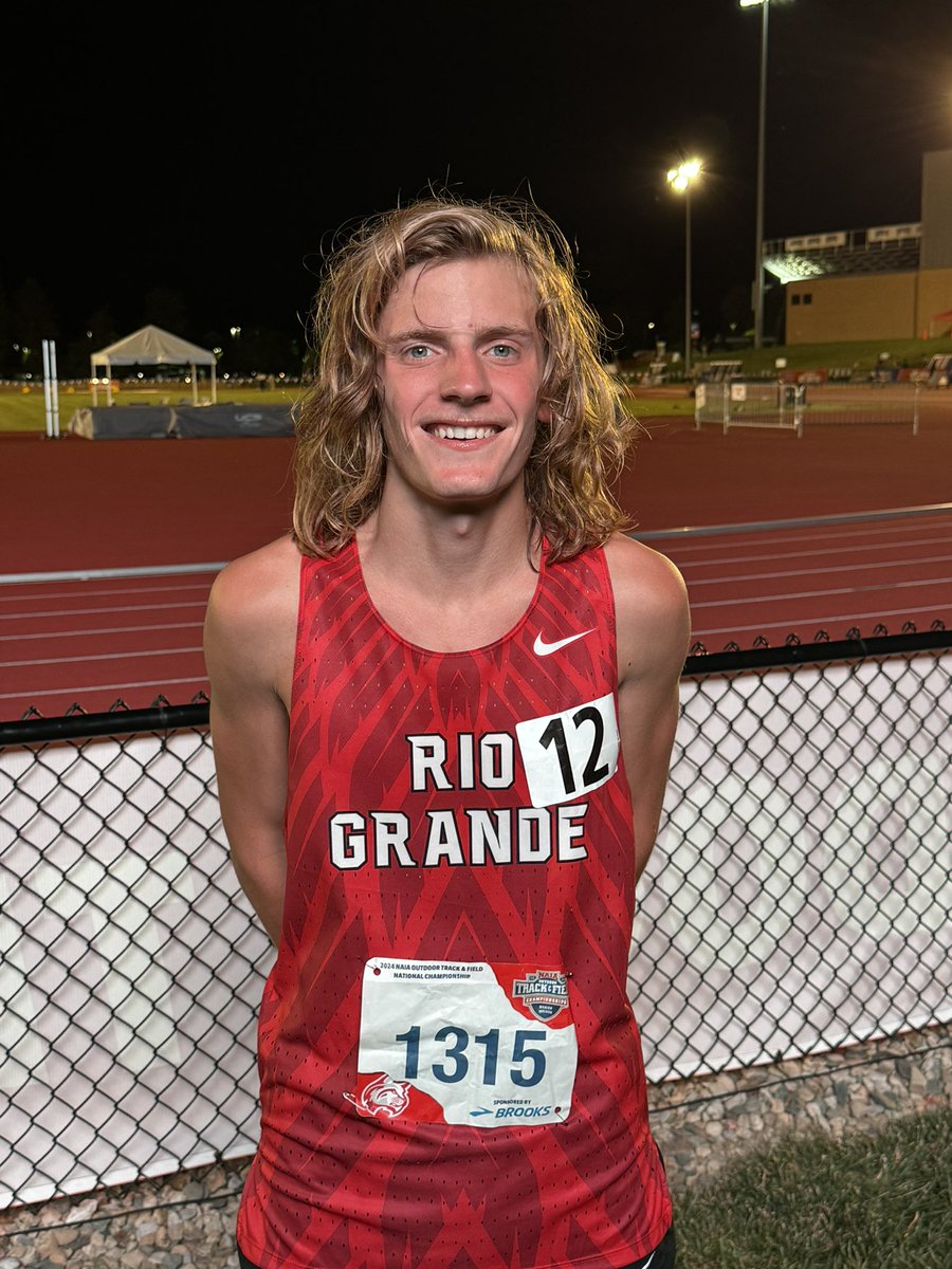summermac96's tweet photo. @tylerlj04  NAIA ALL AMERICAN with a 7th place finish in the 10K. 
30:37.45 https://t.co/jlNaP5v6U8