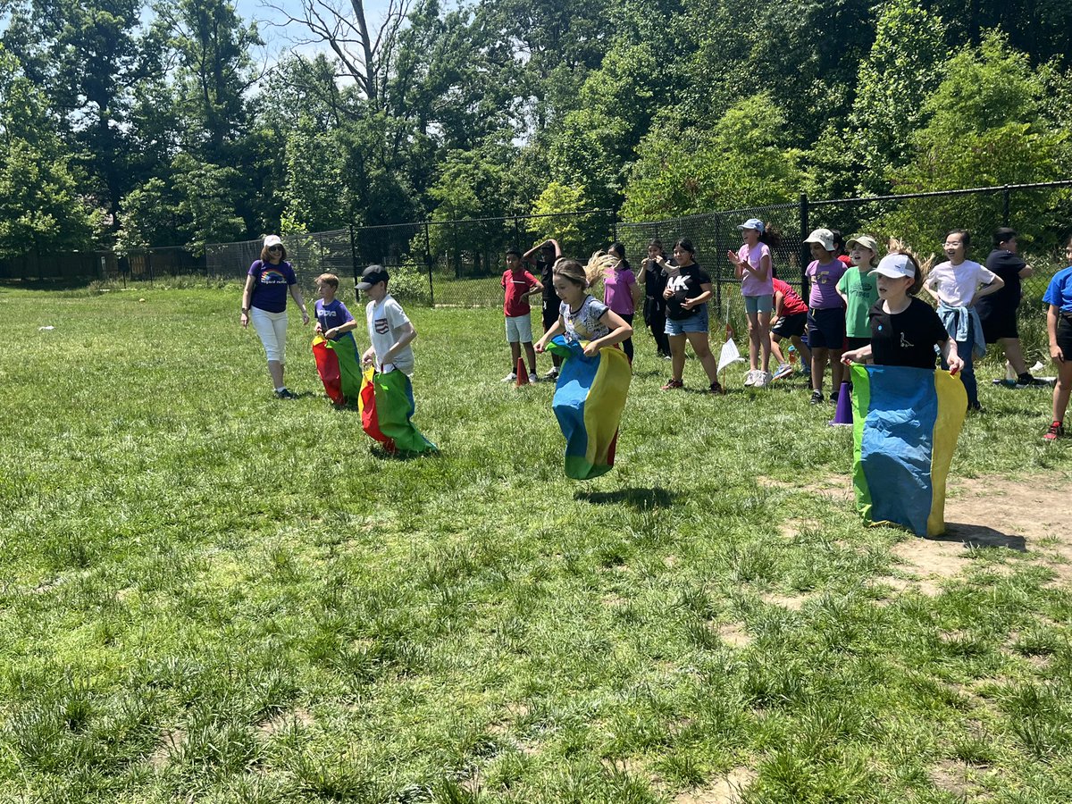 Katie West BRES Principal (@rustinprincipal) on Twitter photo Field day is always one of my favorite end of the year activities and today did not disappoint! Our amazing PE teachers and volunteers brought on the fun, and the kids had a blast while practicing good sportsmanship and teamwork! <a href="/MCPS/">MCPS</a> <a href="/CaraGrant11/">Dr. Cara Grant</a> <a href="/RushinPhysEd/">Jennifer Rushin</a> Field day is always one of my favorite end of the year activities and today did not disappoint! Our amazing PE teachers and volunteers brought on the fun, and the kids had a blast while practicing good sportsmanship and teamwork! <a href="/MCPS/">MCPS</a> <a href="/CaraGrant11/">Dr. Cara Grant</a> <a href="/RushinPhysEd/">Jennifer Rushin</a>