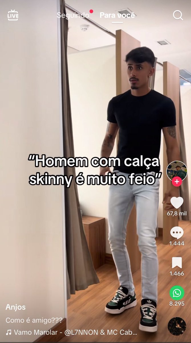poptime's tweet photo. Deus está triste com homens que usam calça skinny https://t.co/umuxVYDw14