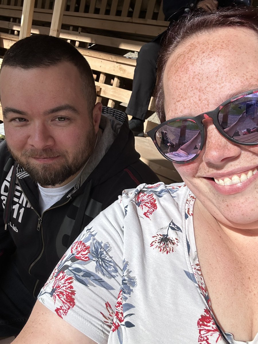 Tess Riley tweet media