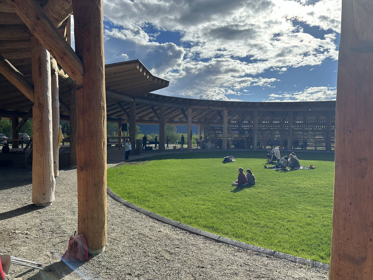 Tess Riley tweet media