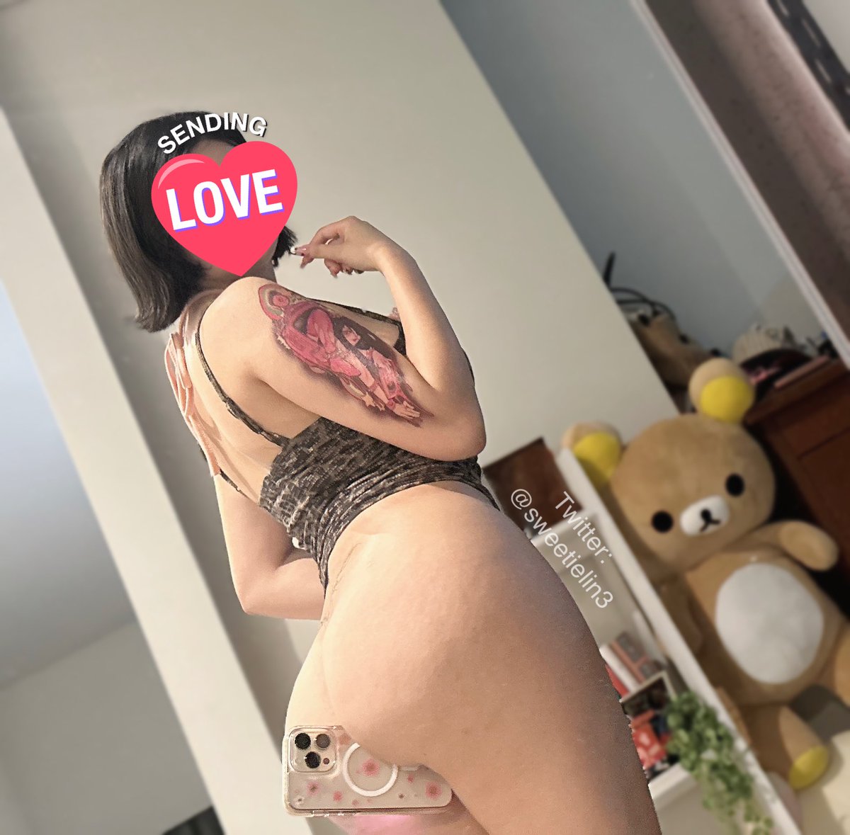 sweetielin3's tweet photo. Pero si estoy nalgona o neh?...

🔄RT para mas~

(Foto tomada en mi espejo usando mi qlo de tripode xd) https://t.co/51GA3FxO3X