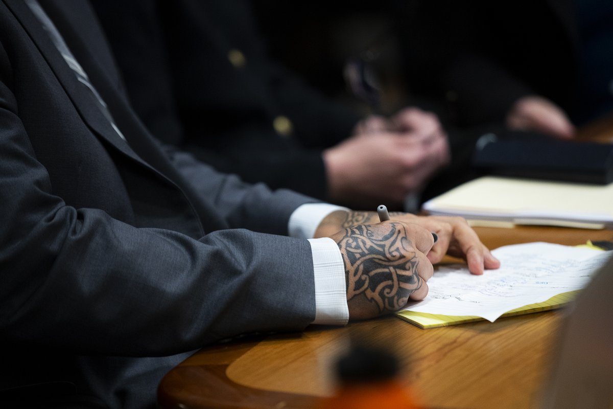 Megan Farmer (@_megan_farmer) on Twitter photo āIt was David and Goliath.ā Eyewitness describes shooting in murder trial of Auburn police officer:
kuow.org/stories/it-wasā¦
Story by <a href="/Ashleyhiruko/">Ashley Hiruko</a> <a href="/KUOW/">KUOW Public Radio</a> āIt was David and Goliath.ā Eyewitness describes shooting in murder trial of Auburn police officer:
kuow.org/stories/it-wasā¦
Story by <a href="/Ashleyhiruko/">Ashley Hiruko</a> <a href="/KUOW/">KUOW Public Radio</a>