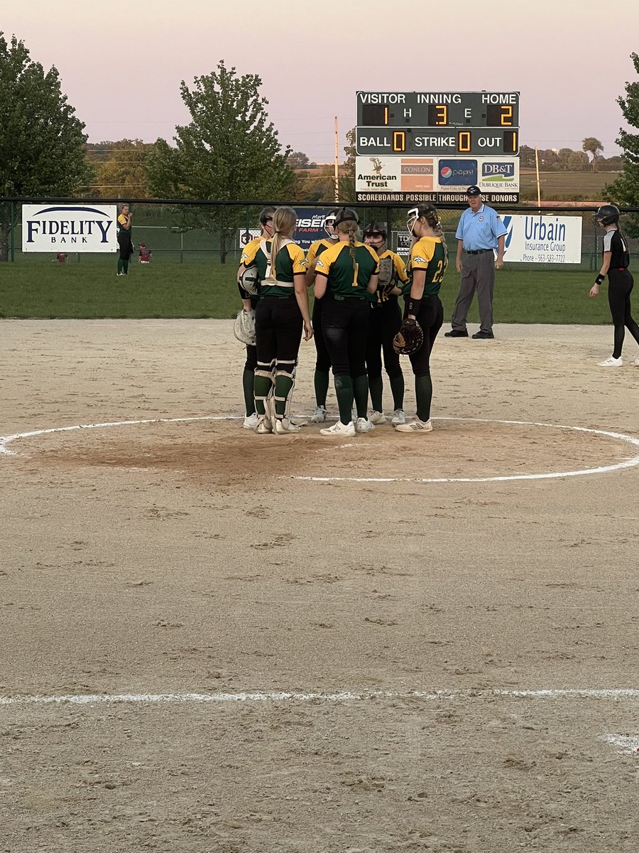 Hempstead Mustangs Softball tweet media