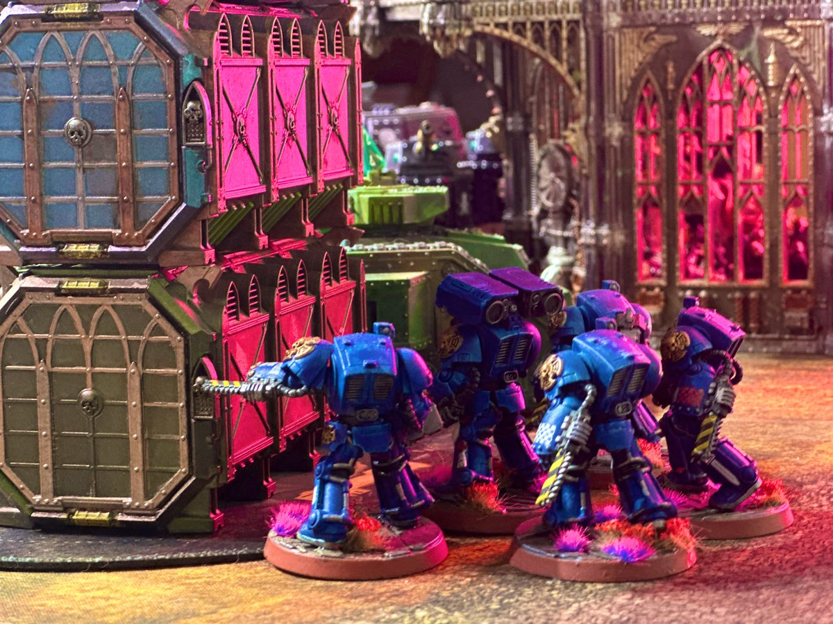 WAPhammer16's tweet photo. Rethink your cape before it gets stuck in the tread of a Shadowsword☠️ @Joshduf12 #warhammer40k #warhammer40000 #warhammer #ultramarines #imperialguard #baneblade #krieg #shadowsword https://t.co/i92PTwqXpv