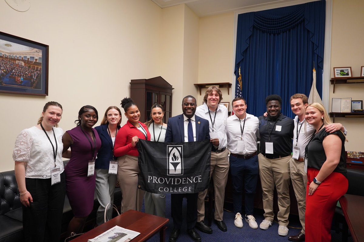Happy to welcome students from @ProvidenceCol’s PC in DC program to our office today. The enthusiasm and passion for public service in our next generation of leaders is truly inspiring! Go Friars!