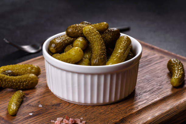 recipespro1's tweet photo. "Make your own pickles at home with our easy Refrigerator Dill Pickles recipe! Ready in just 48 hours, these pickles are bursting with flavor. 🥒💚#recipe #foodie https://t.co/gBNOuxkpws