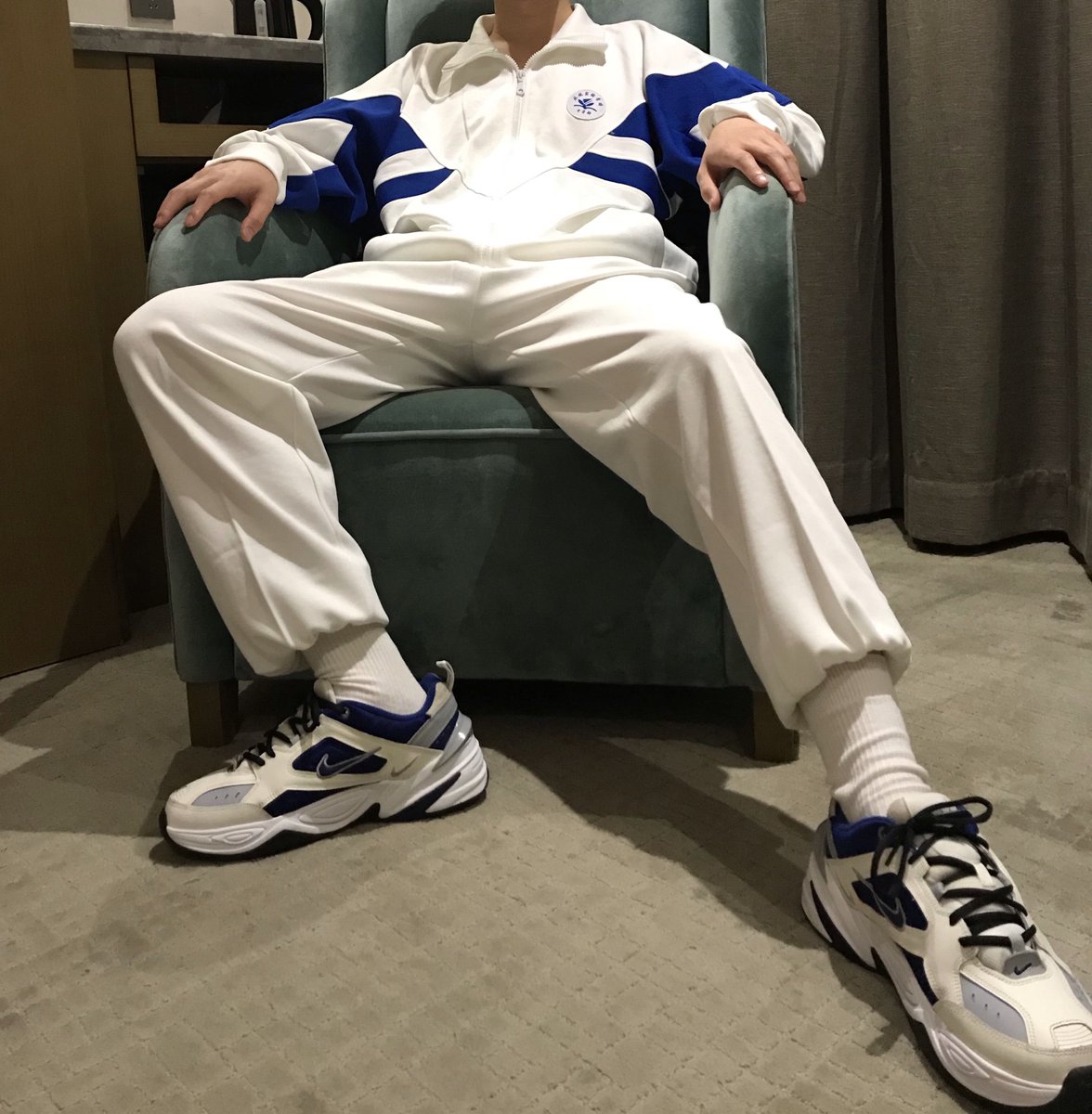 HARUNFENG's tweet photo. 最喜欢的校服镇一下推吧😋😋😋
蓝白yyds
#校服 #校服控 #西山校服 #惠高 #男大 https://t.co/ko53njX1eG