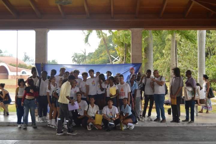 UJCHABANA1's tweet photo. Arrancó el FestiFeem de #LaHabanaDeTodos 

La cultura se impone entre los jóvenes de la #feem 

Los talleres por manifestaciones comenzaron en la Universidad de las Artes.

#LaHabanaViveEnMí #PorCubaJuntosCreamos https://t.co/7ineH15rdf