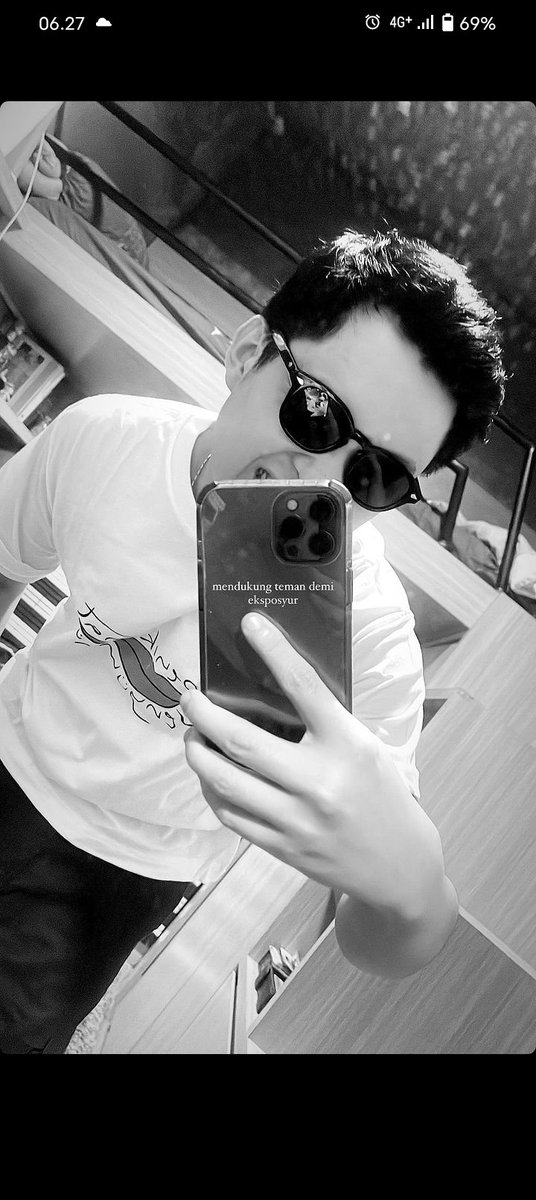 coklatloperss_'s tweet image. Sam, ahskshsisbhjek mau ga gshywgehwhkqg💍🌹

#SamuelCipta✨