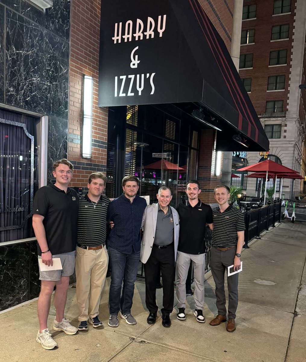 This past weekend our senior managers enjoyed an amazing dinner at <a href="/Harryandizzys/">Harry & Izzy's</a> for all of their hard work. There was a lot of good food and stories to share and we can’t thank Mr. Branham enough for putting this wonderful tradition together!