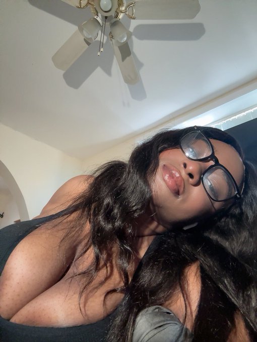 😏 https://t.co/aeWKsv6sUr