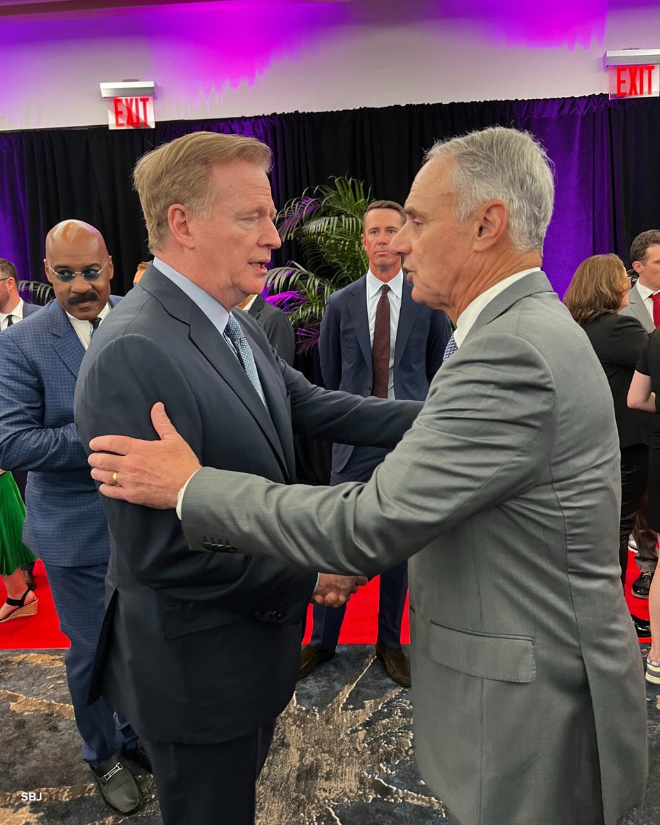 The commissioners have entered the building. @NFL's Roger Goodell 🤝 @MLB's Rob Manfred #SBJAwards