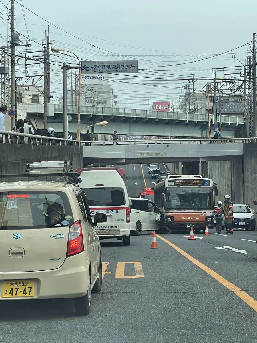 06tomoyo26's tweet photo. #事故
#大宮
#旧中山道 https://t.co/AYJSmt3Mjk