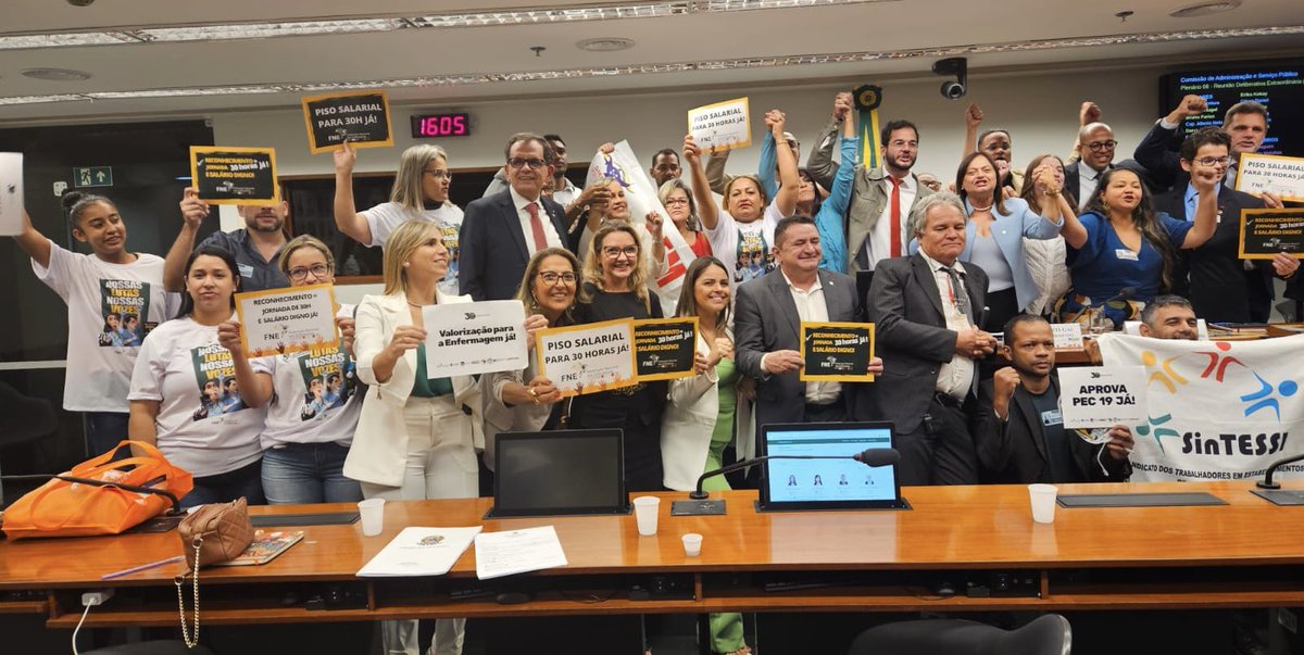 PortalFNE's tweet photo. Essa luta é de todos os enfermeiros e enfermeiras do Brasil: #PEC19/24, Piso Salarial na jornada de 30h. Só com sua força e participação é que vamos vencer essa batalha! @dayseamarilio @seepe @sindenfrj @seese_real @SINDIFERN @camaradeputados @SenadoFederal https://t.co/ZbbXle6dGS