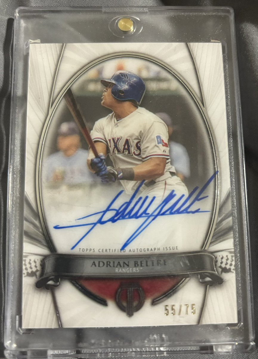 ❗️GIVEAWAY❗️  
  Been selling all my cards so decided to do a fun giveaway on this Adrian Beltre auto Numbered 55/75.

❗️All you have to do is Like and repost for a chance to win❗️

  Winner will be announced tomorrow around the same time.

Goodluck

#StraightUpTX