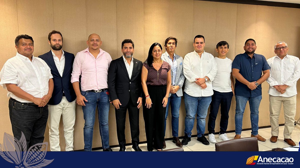 Anecacao_Ecu's tweet photo. 📰La tarde de este miércoles, 22 de mayo de 2024 se realizó la Asamblea General Extraordinaria de Socios de ANECACAO en donde se reeligió a Iván Ontaneda Berrú como Presidente del Directorio para el periodo 2024 -2026. https://t.co/YeyaMhGSfj