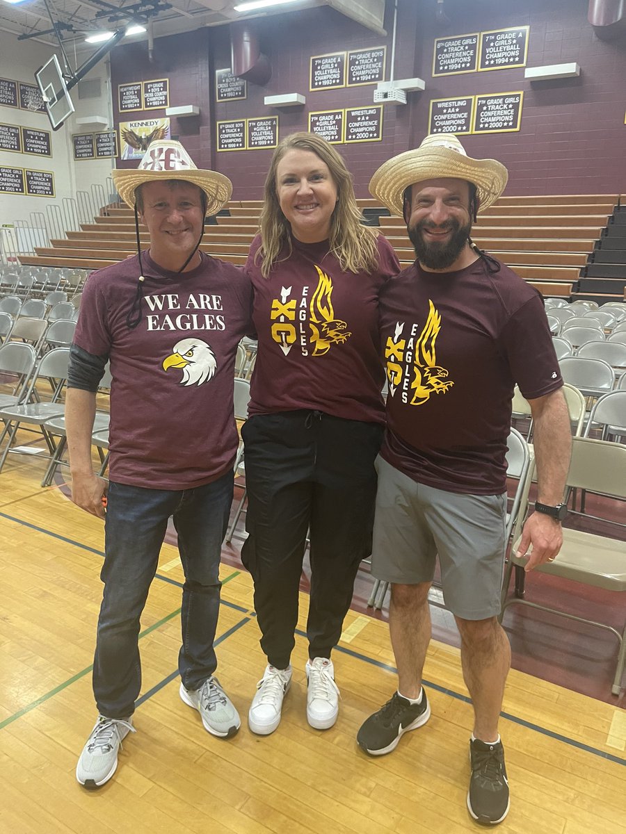 Shannon Harper (@shannonmharper) on Twitter photo Mr. Worldwide visited <a href="/KJHSEagles/">Kennedy Eagles</a> today and was kind enough to perform with our staff in the school talent show. 😉
We definitely found the fun today! Mr. Worldwide visited <a href="/KJHSEagles/">Kennedy Eagles</a> today and was kind enough to perform with our staff in the school talent show. 😉
We definitely found the fun today!