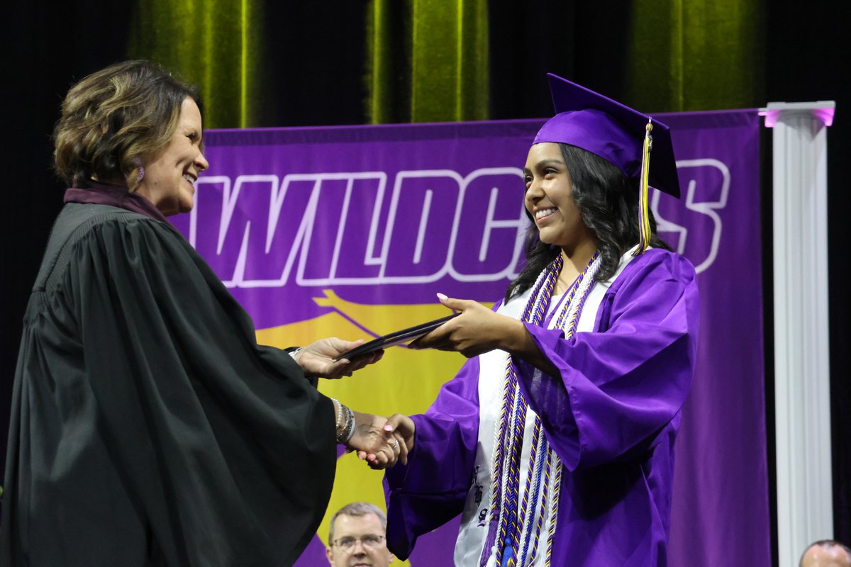 BSSDnews's tweet photo. Congratulations to the @WildcatsBSHS Class of 2024! 📷

The Wildcats celebrated 553 seniors earning over $7.9+ million in scholarships for their futures. The ceremony featured the Wildcat Jazz Ensemble and a student speaker. The event can be viewed in its entirety on our YouTube and Facebook Pages.

#WeAreBSSD #Classof2024