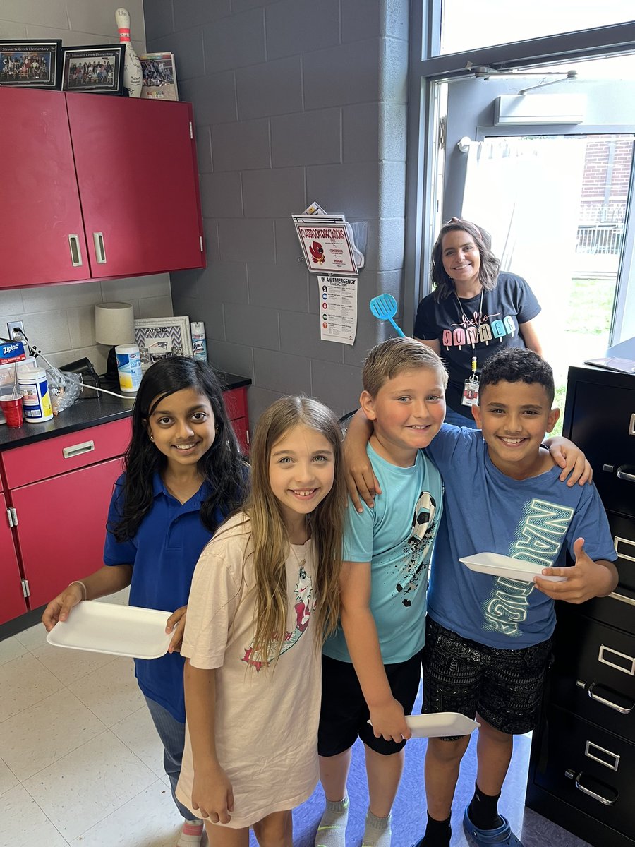 Mrs. Runion tweet media