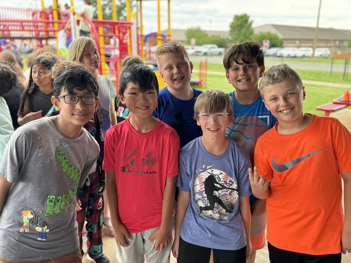 Mrs. Runion tweet media