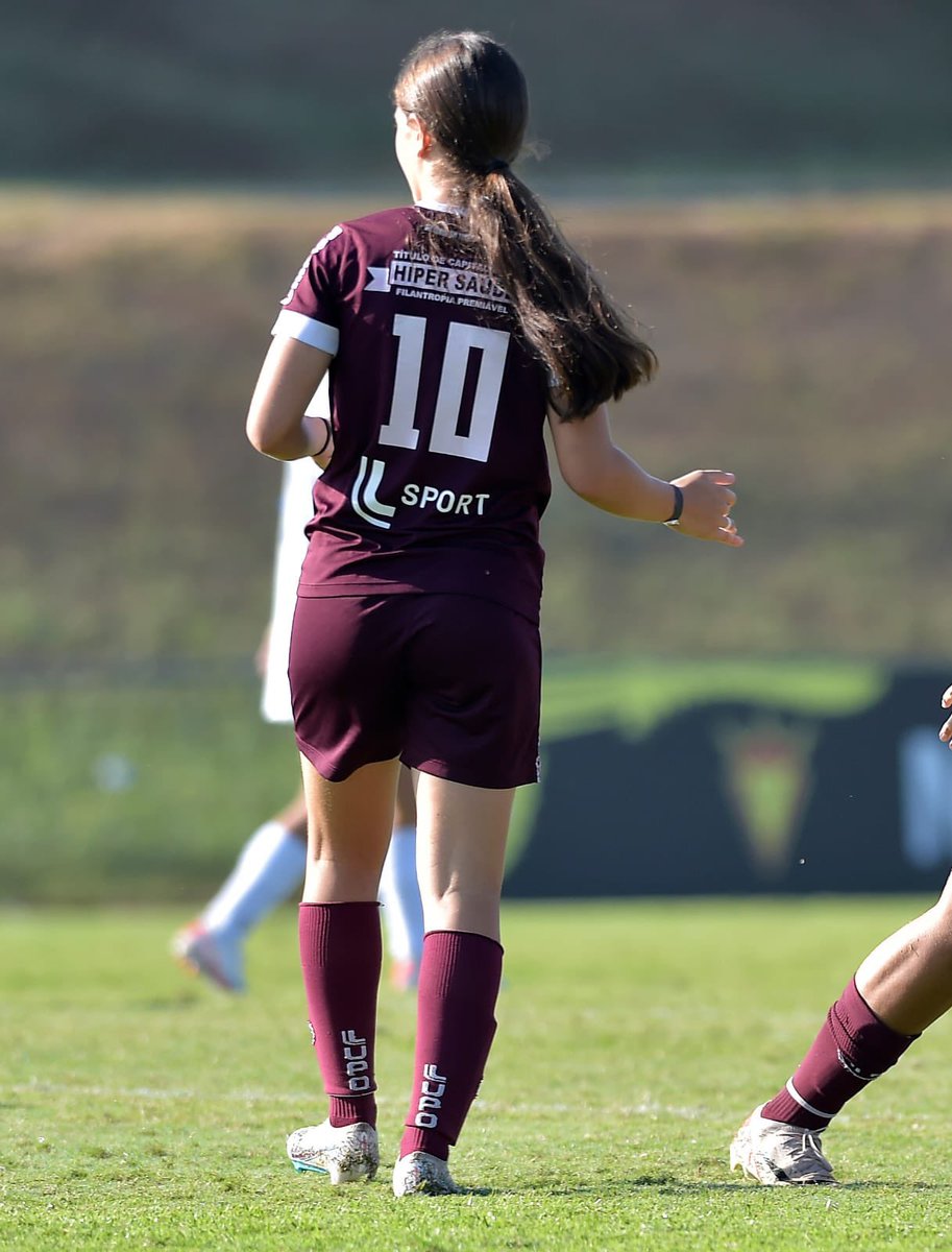 Estamos na semifinal ! 
Com a primeira colocação do grupo com três jogos e três vitórias garantimos a vaga para a semifinal da Nike Premier Cup 24.
Vamos por mais!!🚂❤️
.
#copanike
#guerreirinhasgrenas 
.
.
📸 : Dhavid Normando/Fotojump