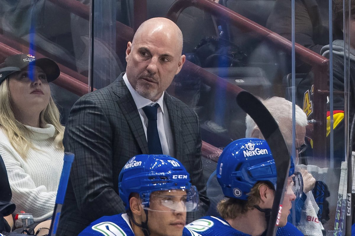 Rick Tocchet has won the 2024 Jack Adams Award 🥇 In his first full season with Vancouver, the team won the Pacific Division with a 50-23-9 record. #Canucks | #NHL