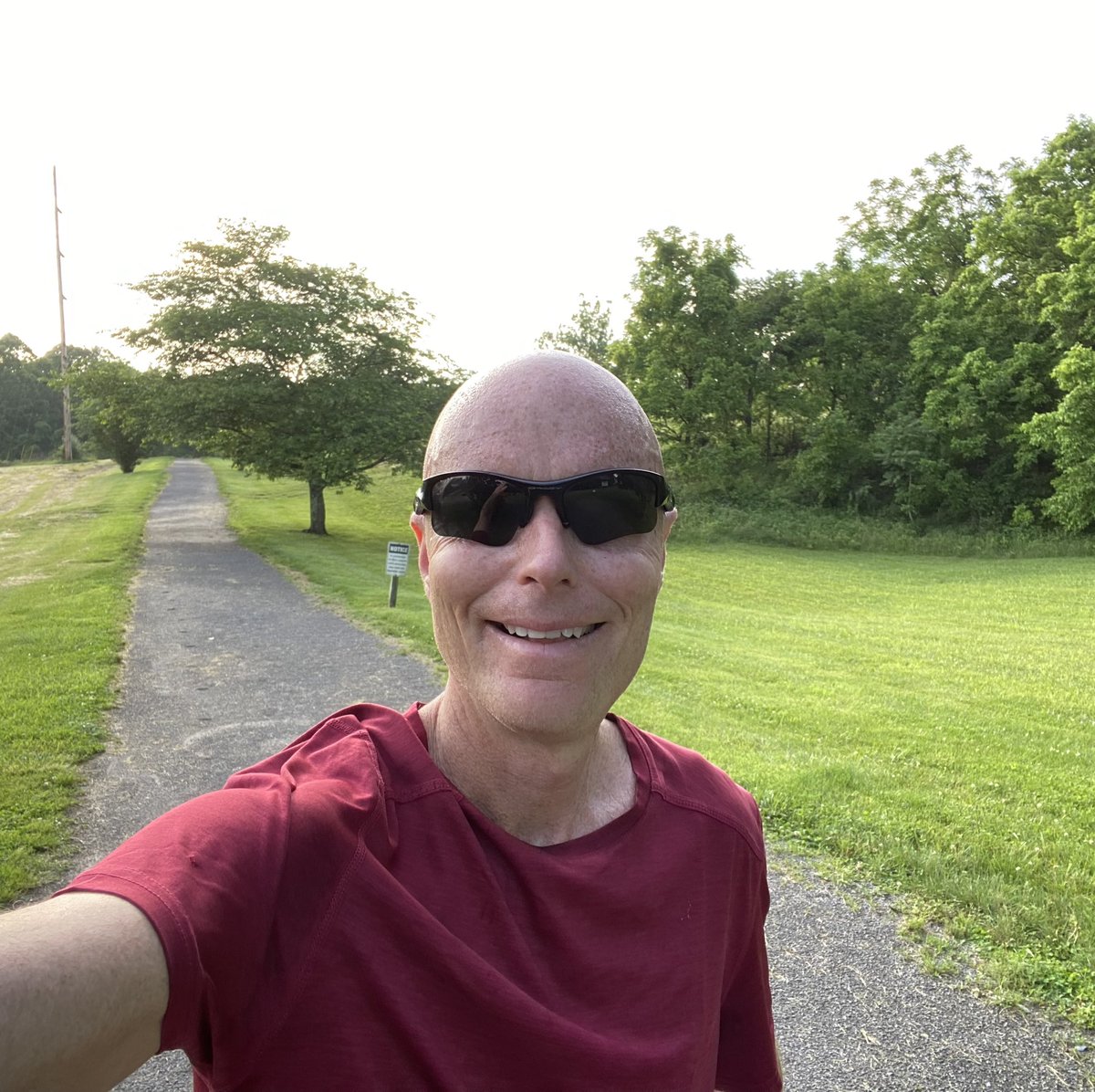 rtcrunr's tweet photo. First double threshold day since last fall with the 2nd session in a post-storm sauna. Not nearly enough work to be optimal in either session, but right now I just want to establish a rhythm then scale up as appropriate. Onward and upward! #running #mastersrunning #fastafter50 https://t.co/HjO3koKDT1