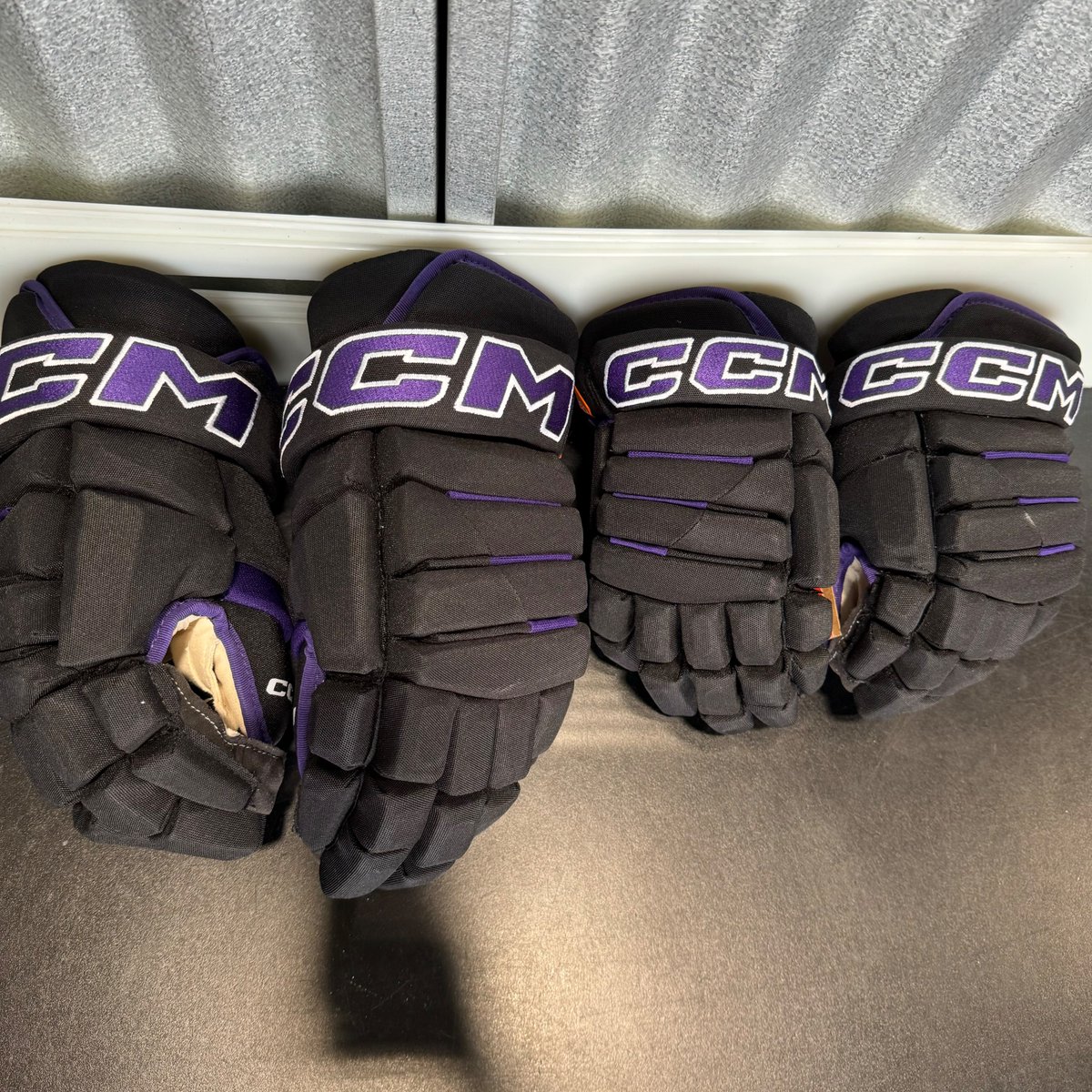 So, we asked the Hayden brothers to come in and model the new custom #CCMHockey gloves that just came in. Long story short, some words were said and tempers flared. After matching misconducts, cooler heads prevailed.  Anyway, here's the gloves... thanks fellas! #piaskato